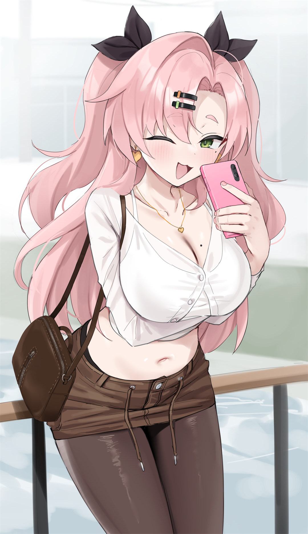 若是月光还没来， 路灯也可照窗台