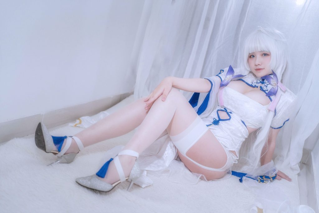 阿半今天很开心_写真coser美图作品合集下载|持续更新 阿半今天很开心_写真coser美图作品合集下载|持续更新