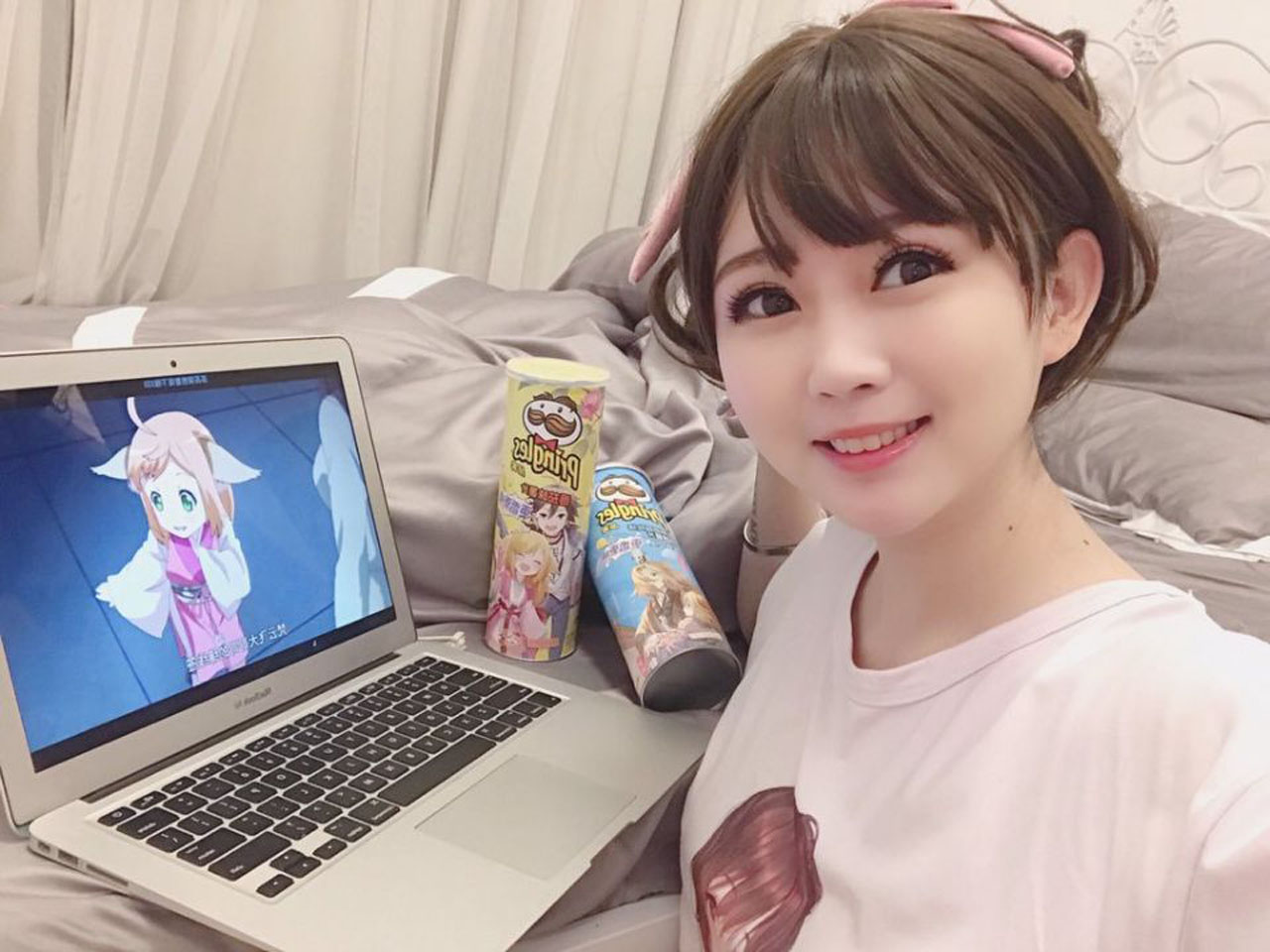 是依酱吖 – 全套83期&随包视频[18.5G-2026.4]-cosers写真次元网