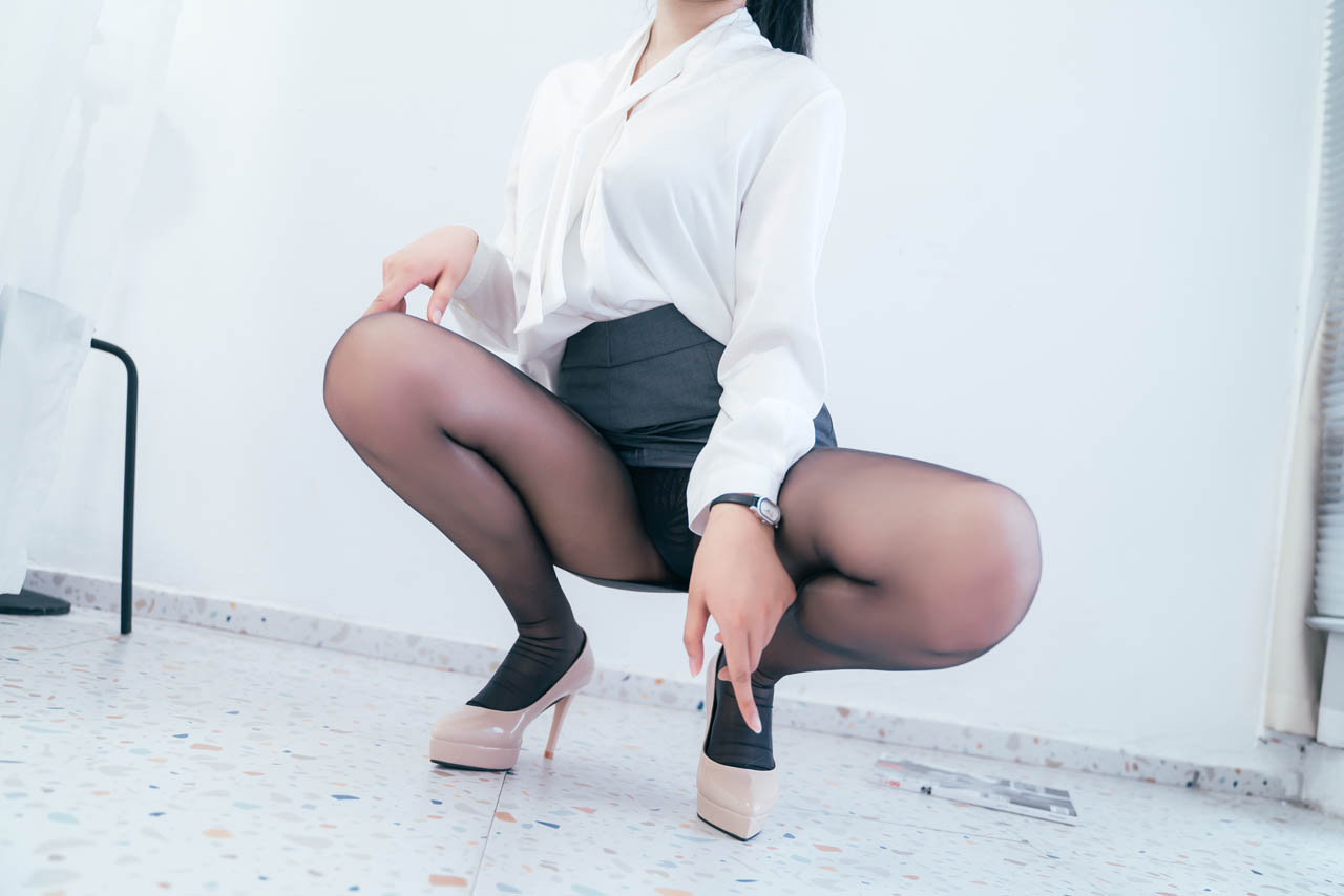图片[4]-轩萧学姐 – 全套105期&随包视频[49.5G-2026.7]-cosers写真次元网
