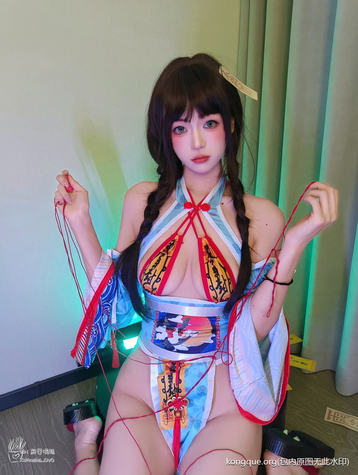 麻薯好吃 - 全套31期&视频[12.2G-2026.8新发]-cosers写真次元网